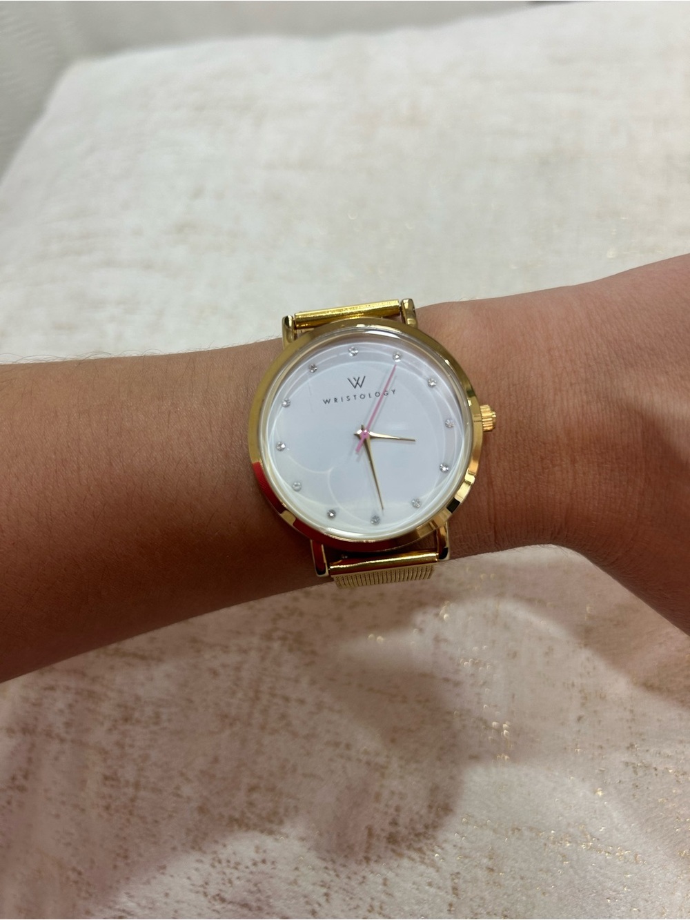 Gold Mesh Strap Women's Watch - White Dial